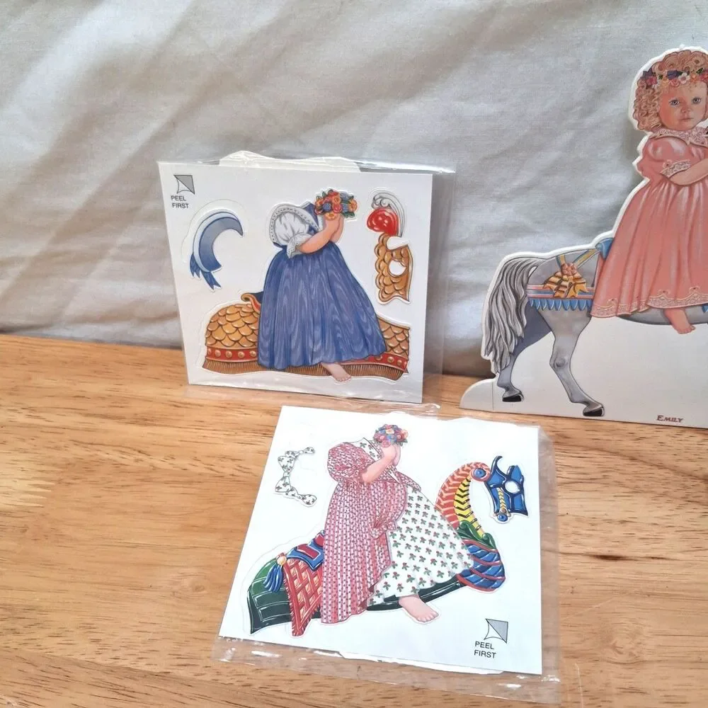 Vintage KIDOODLES Vinyl Cling Doll Girl on Horse 4 Clothing Sets Peck Aubry 1996